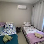 Charmoso 2 Dormitorios A Poucos Passos Da Praia Em Balneario Camboriu!