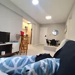 Charmoso 2 Dormitorios A Poucos Passos Da Praia Em Balneario Camboriu!