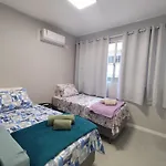 Charmoso 2 Dormitorios A Poucos Passos Da Praia Em Balneario Camboriu!