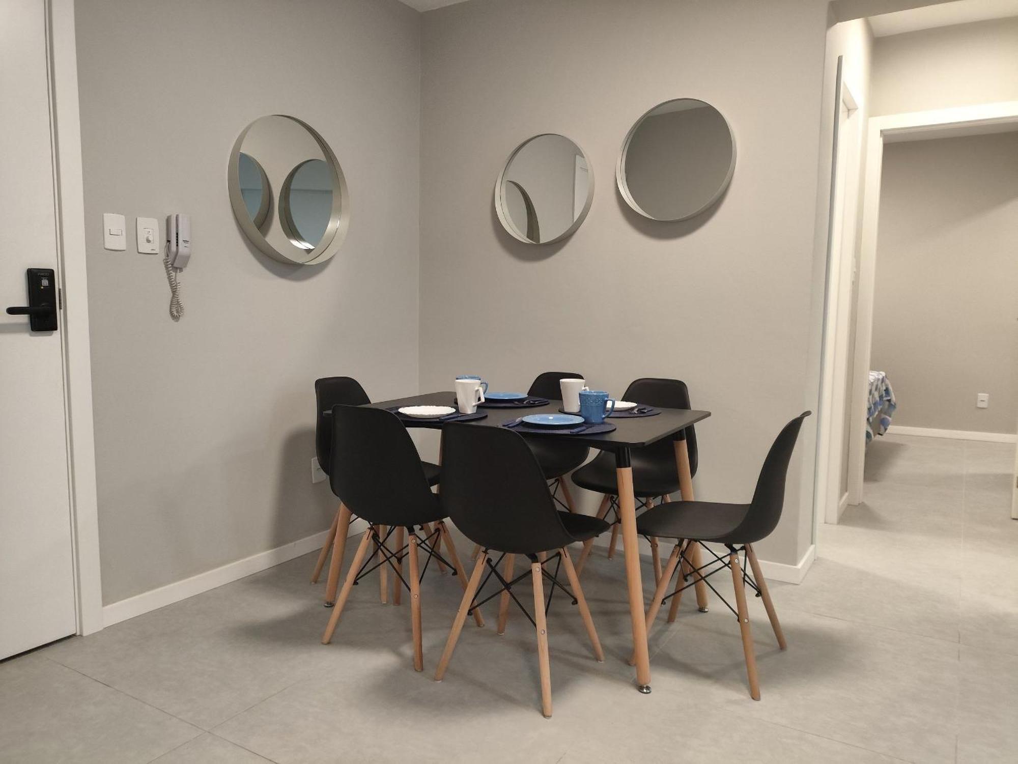 Apartamento Charmoso 2 A Poucos Passos Da Em Balneario Camboriu! *